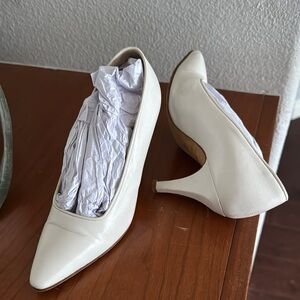 Manolo Blahnik White Heels with Pointed Toe and Unique Wedge Heel